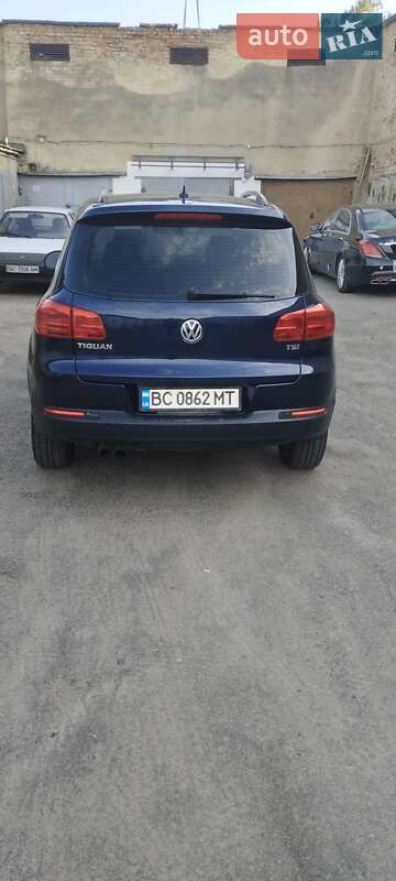 Внедорожник / Кроссовер Volkswagen Tiguan 2015 в Львове