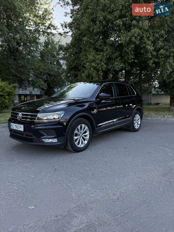 Внедорожник / Кроссовер Volkswagen Tiguan 2017 в Львове