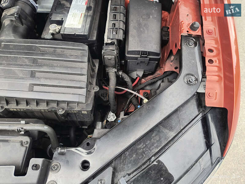 Внедорожник / Кроссовер Volkswagen Tiguan 2018 в Вышгороде