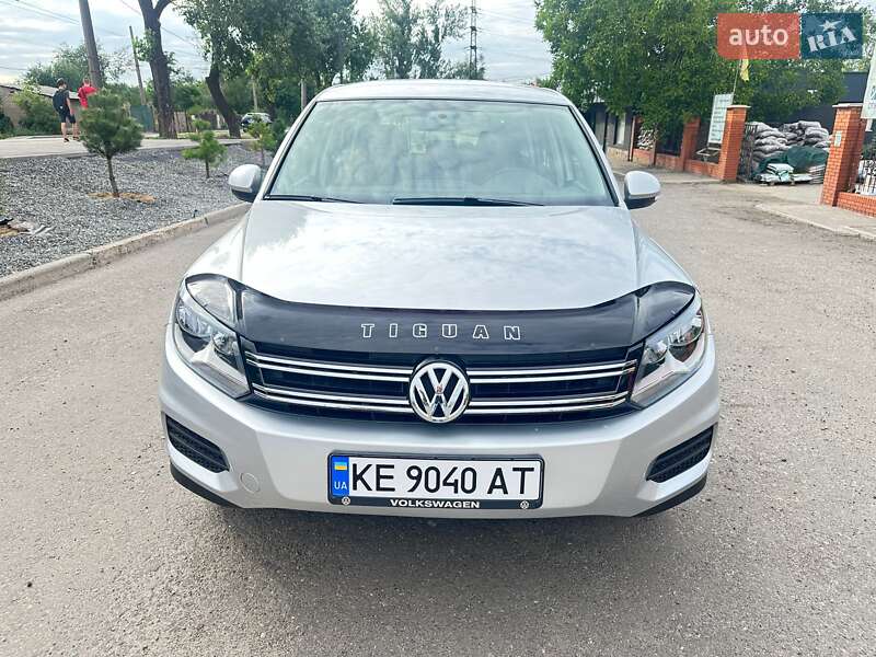 Внедорожник / Кроссовер Volkswagen Tiguan 2012 в Кривом Роге