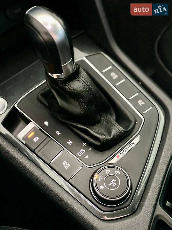 Внедорожник / Кроссовер Volkswagen Tiguan 2018 в Николаеве