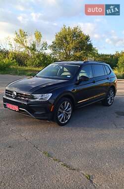 Позашляховик / Кросовер Volkswagen Tiguan 2018 в Харкові