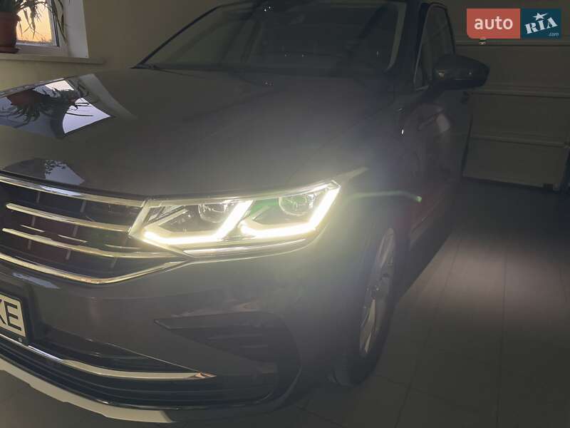 Позашляховик / Кросовер Volkswagen Tiguan 2021 в Києві