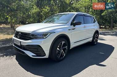 Внедорожник / Кроссовер Volkswagen Tiguan 2023 в Одессе