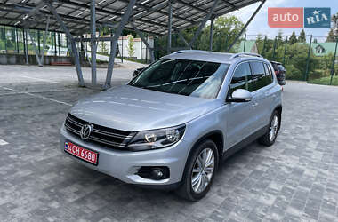 Внедорожник / Кроссовер Volkswagen Tiguan 2015 в Львове
