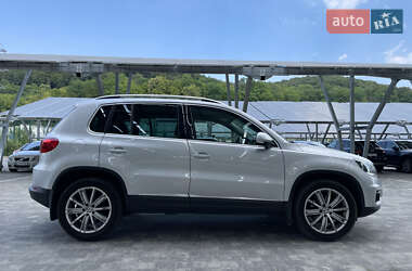 Внедорожник / Кроссовер Volkswagen Tiguan 2015 в 