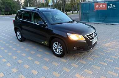 Внедорожник / Кроссовер Volkswagen Tiguan 2011 в Виннице