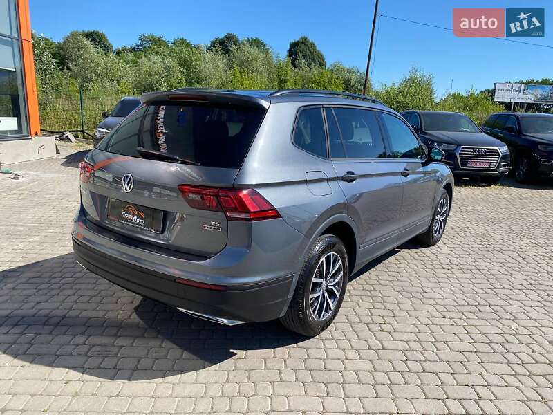 Внедорожник / Кроссовер Volkswagen Tiguan 2017 в Львове