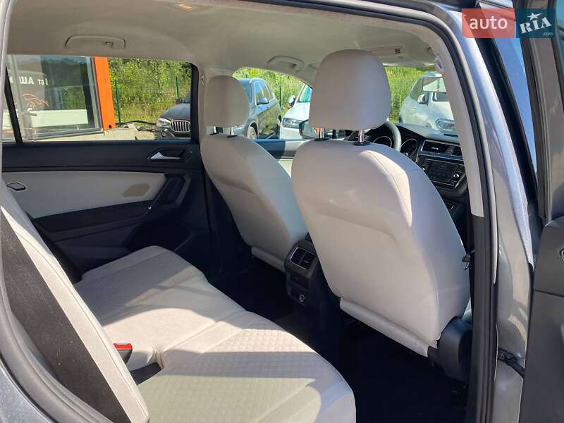 Внедорожник / Кроссовер Volkswagen Tiguan 2017 в Львове