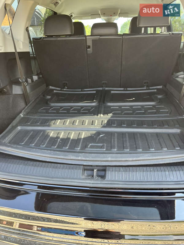 Внедорожник / Кроссовер Volkswagen Tiguan 2022 в Ивано-Франковске