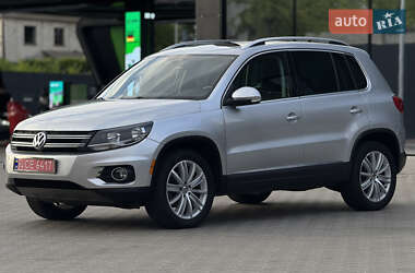Позашляховик / Кросовер Volkswagen Tiguan 2016 в Києві