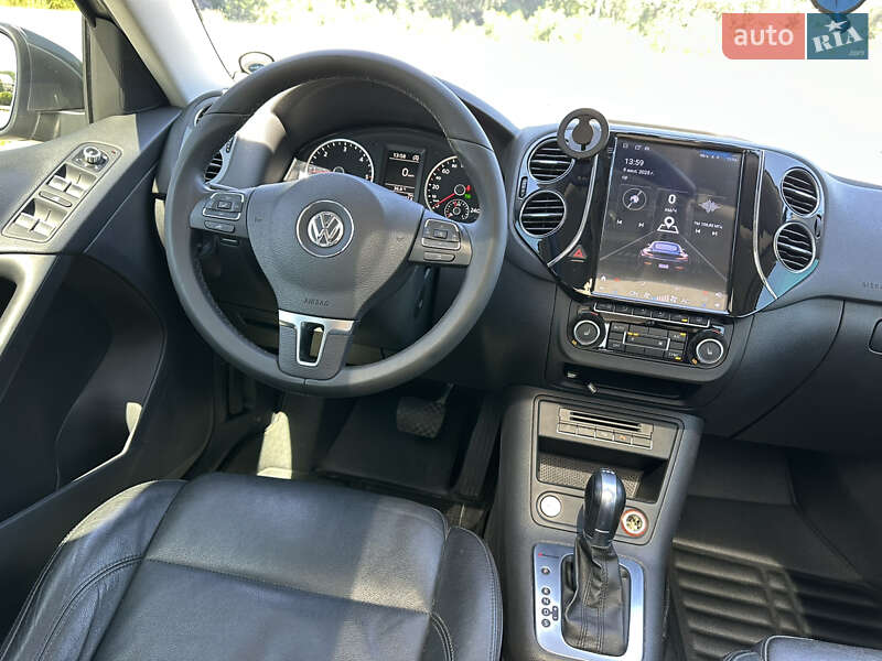 Позашляховик / Кросовер Volkswagen Tiguan 2014 в Дніпрі