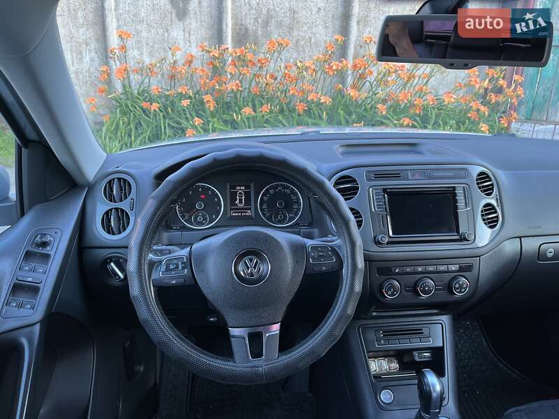 Внедорожник / Кроссовер Volkswagen Tiguan 2016 в Миргороде