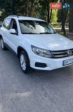 Позашляховик / Кросовер Volkswagen Tiguan 2017 в Звягелі