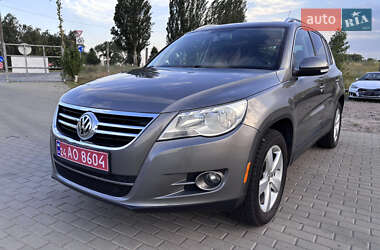 Позашляховик / Кросовер Volkswagen Tiguan 2010 в Черкасах