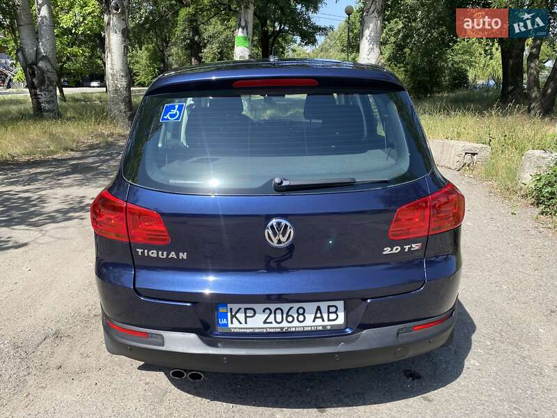 Внедорожник / Кроссовер Volkswagen Tiguan 2013 в Запорожье