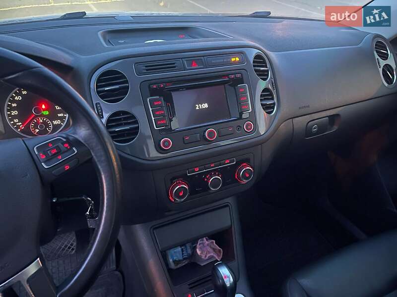 Внедорожник / Кроссовер Volkswagen Tiguan 2012 в Одессе