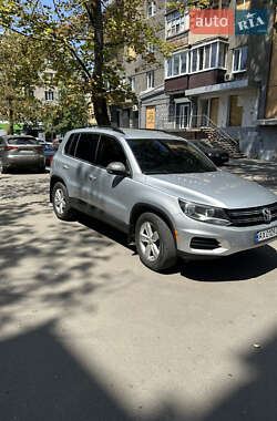 Внедорожник / Кроссовер Volkswagen Tiguan 2016 в Харькове