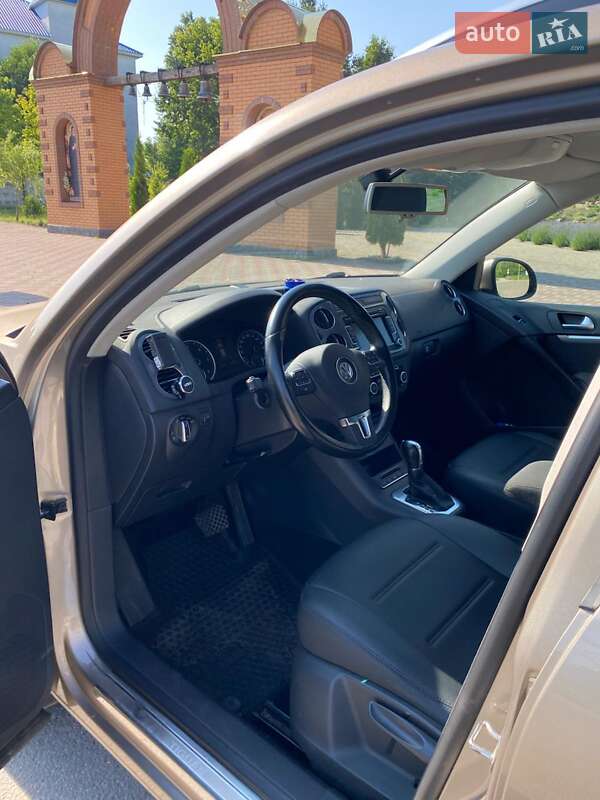 Внедорожник / Кроссовер Volkswagen Tiguan 2012 в Шостке фото 9 Внедорожник / Кроссовер Volkswagen Tiguan 2012 в Шостке