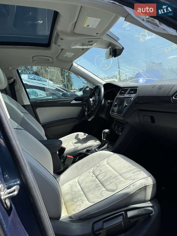 Внедорожник / Кроссовер Volkswagen Tiguan 2019 в Киеве