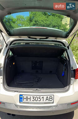 Внедорожник / Кроссовер Volkswagen Tiguan 2012 в 