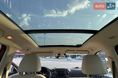 Внедорожник / Кроссовер Volkswagen Tiguan 2015 в Киеве