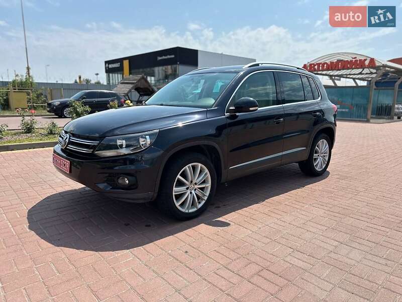 Внедорожник / Кроссовер Volkswagen Tiguan 2013 в Полтаве