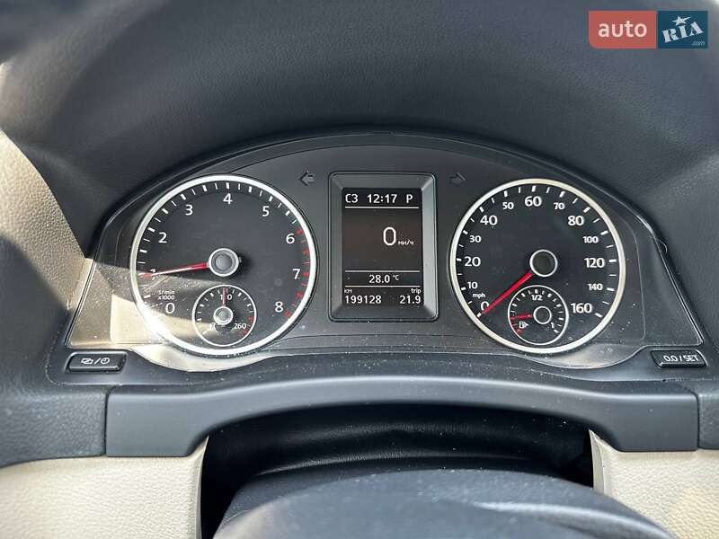 Внедорожник / Кроссовер Volkswagen Tiguan 2013 в Полтаве