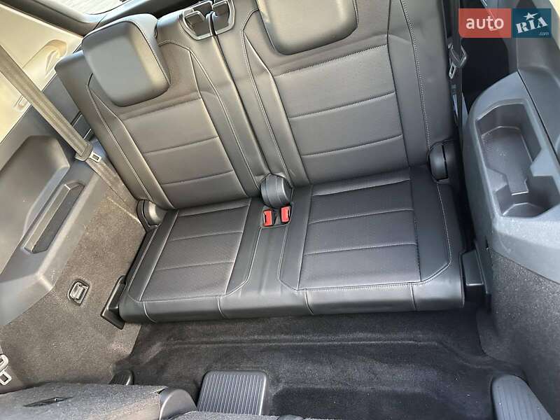 Внедорожник / Кроссовер Volkswagen Tiguan 2018 в Киеве