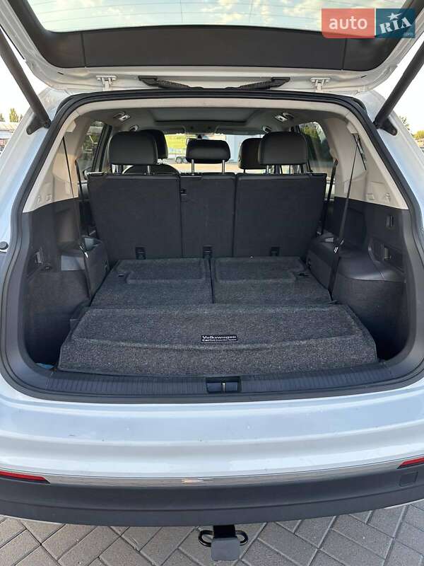 Внедорожник / Кроссовер Volkswagen Tiguan 2018 в Киеве