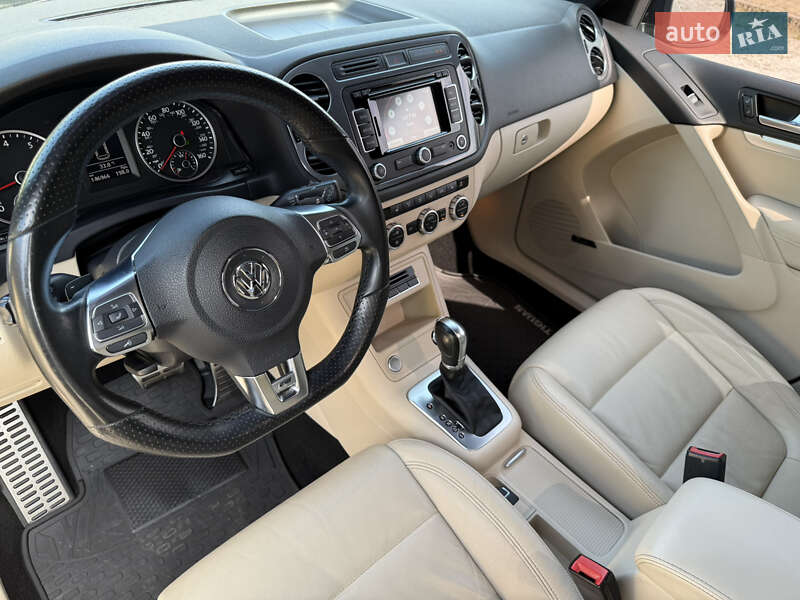 Внедорожник / Кроссовер Volkswagen Tiguan 2014 в Днепре