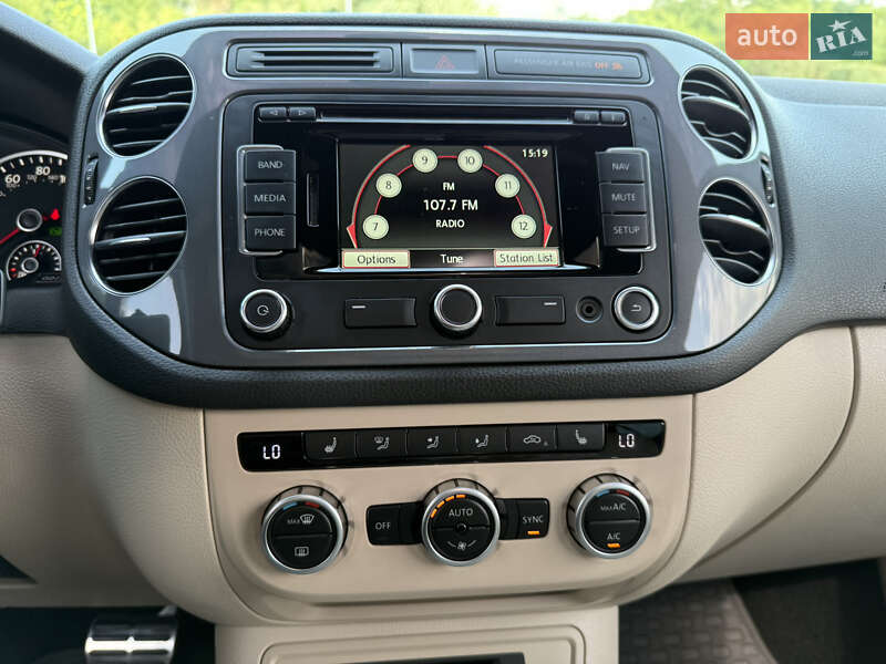 Внедорожник / Кроссовер Volkswagen Tiguan 2014 в Днепре