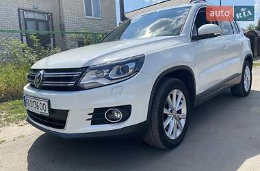 Внедорожник / Кроссовер Volkswagen Tiguan 2015 в Лозовой