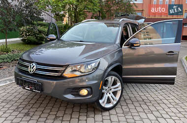 Внедорожник / Кроссовер Volkswagen Tiguan 2012 в Луцке