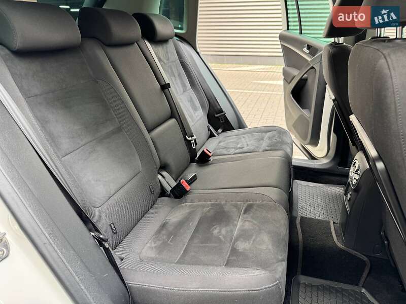 Внедорожник / Кроссовер Volkswagen Tiguan 2012 в Киеве