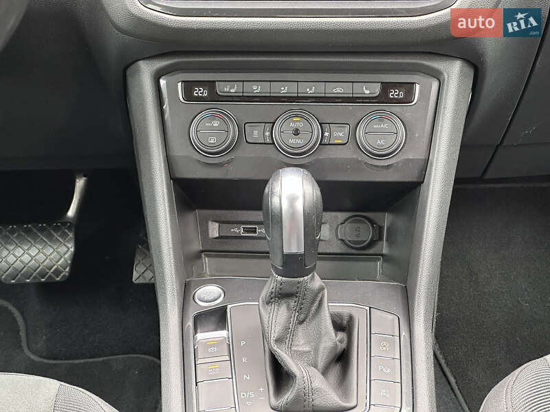 Внедорожник / Кроссовер Volkswagen Tiguan 2020 в Ковеле