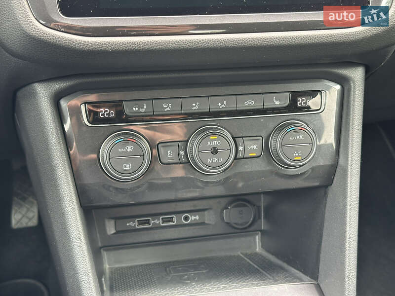 Внедорожник / Кроссовер Volkswagen Tiguan 2020 в Ковеле