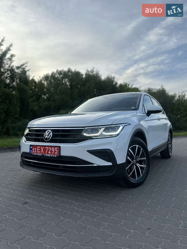 Позашляховик / Кросовер Volkswagen Tiguan 2021 в Бродах