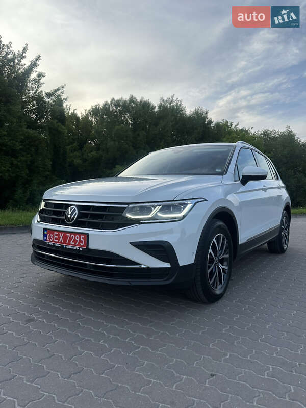 Позашляховик / Кросовер Volkswagen Tiguan 2021 в Бродах