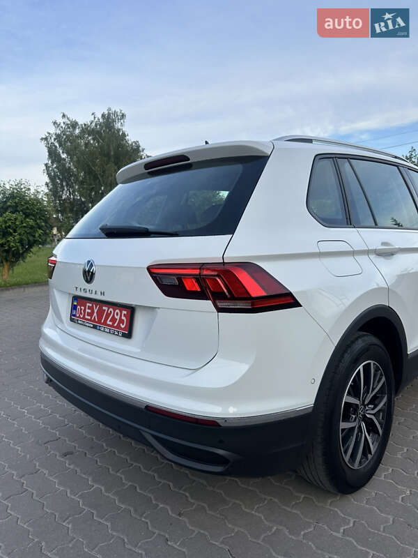 Позашляховик / Кросовер Volkswagen Tiguan 2021 в Бродах
