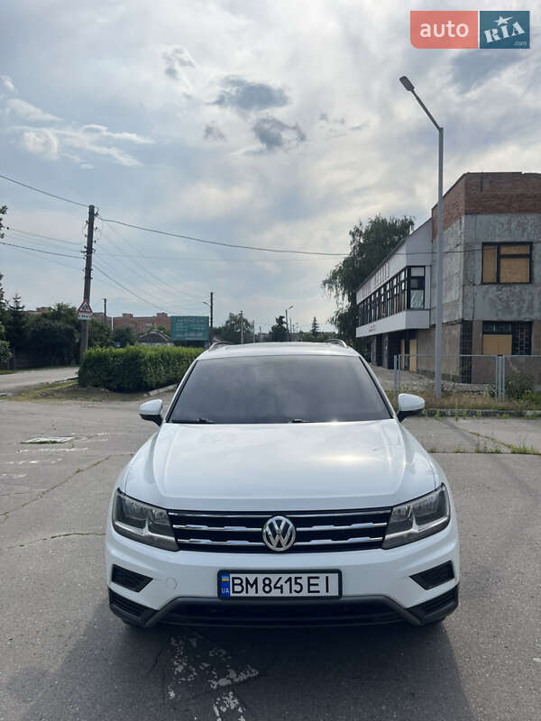 Внедорожник / Кроссовер Volkswagen Tiguan 2020 в Ахтырке