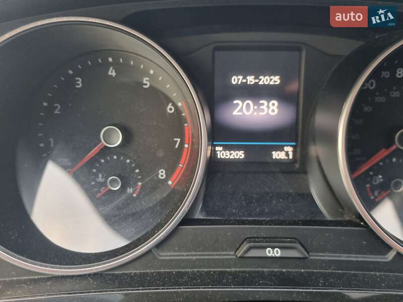 Внедорожник / Кроссовер Volkswagen Tiguan 2017 в Львове