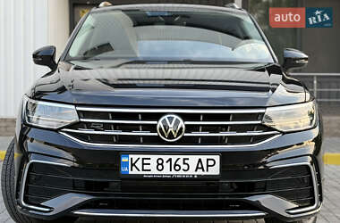 Внедорожник / Кроссовер Volkswagen Tiguan 2023 в Каменском