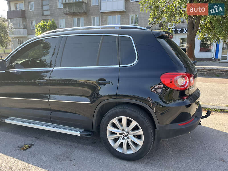 Позашляховик / Кросовер Volkswagen Tiguan 2009 в Житомирі фото 4 Позашляховик / Кросовер Volkswagen Tiguan 2009 в Житомирі