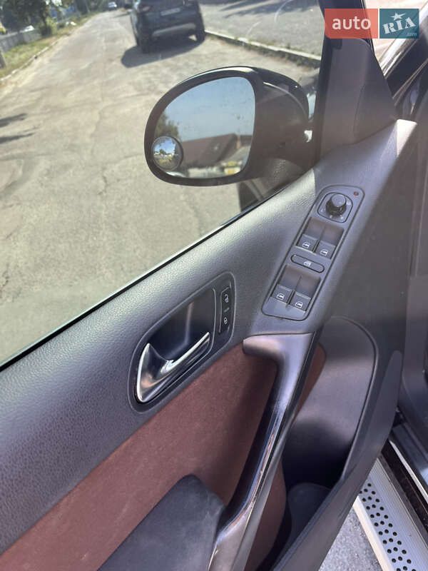 Позашляховик / Кросовер Volkswagen Tiguan 2009 в Житомирі фото 19 Позашляховик / Кросовер Volkswagen Tiguan 2009 в Житомирі