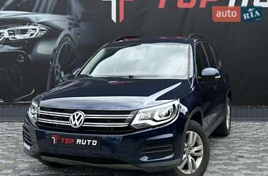 Позашляховик / Кросовер Volkswagen Tiguan 2016 в 