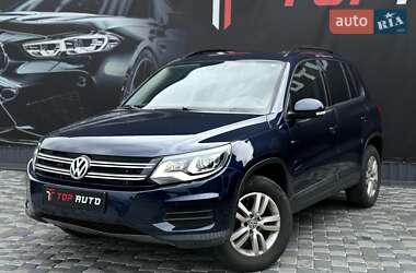 Позашляховик / Кросовер Volkswagen Tiguan 2016 в 