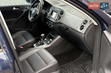 Позашляховик / Кросовер Volkswagen Tiguan 2016 в 