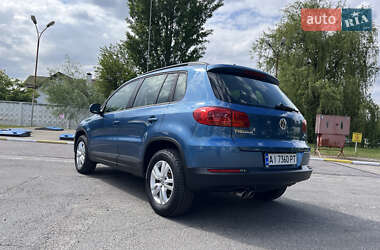 Позашляховик / Кросовер Volkswagen Tiguan 2016 в 