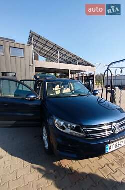 Внедорожник / Кроссовер Volkswagen Tiguan 2016 в 